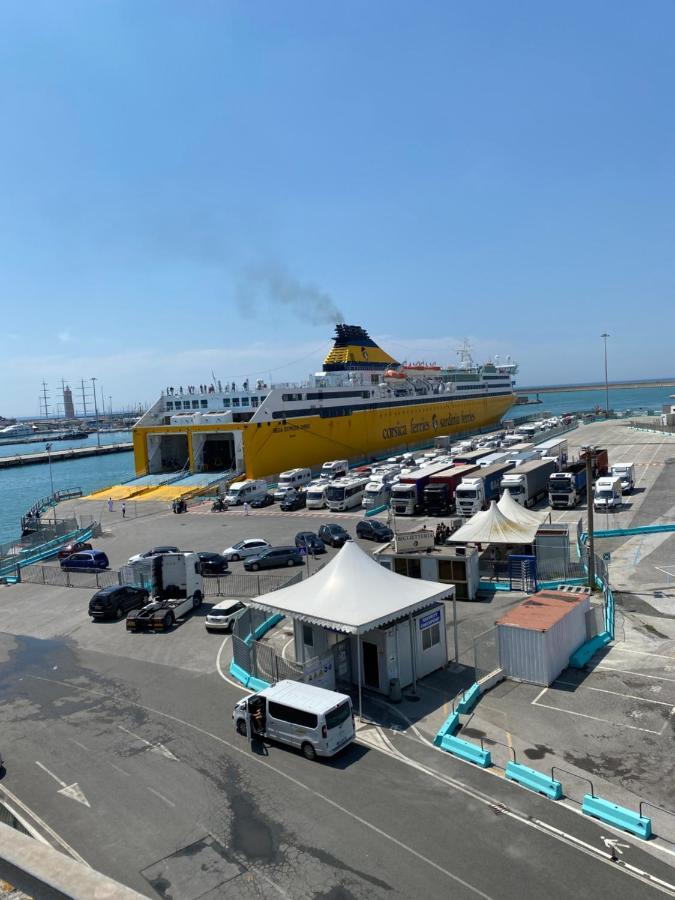 Appartamento Al Mercato Livorno Bagian luar foto