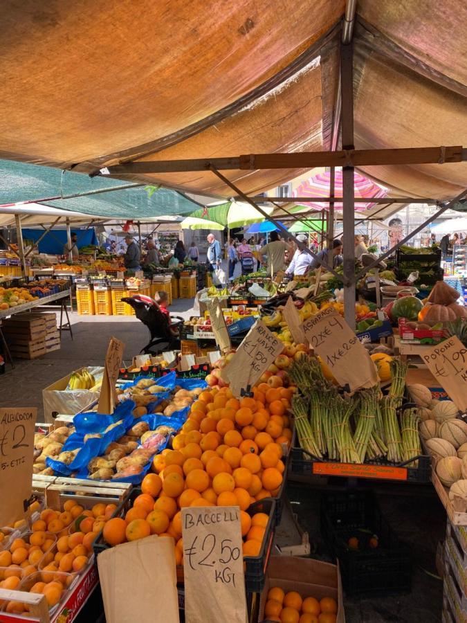 Appartamento Al Mercato Livorno Bagian luar foto